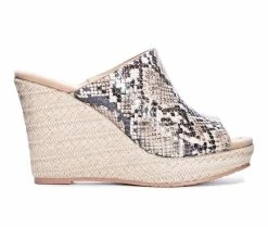 Budget 🔥 Women's CL By Laundry Billions Platform Wedges Beige ❤️