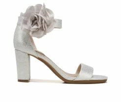 Deals 💯 Women's LifeStride Adore Me 👗 Dress 🩴 Sandals Silver 😍